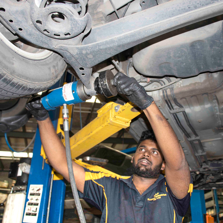 Toyota Echo - 2 x Rear trailing arm bushes replacement